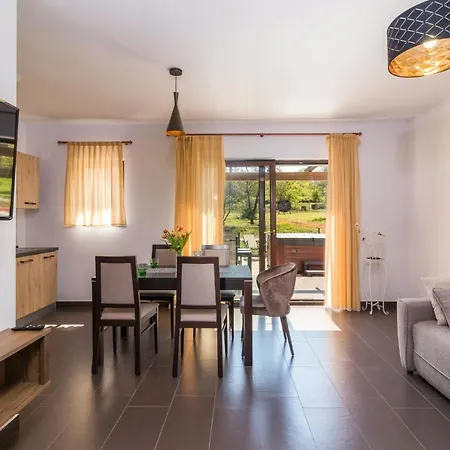 Apartment Noa I Natali