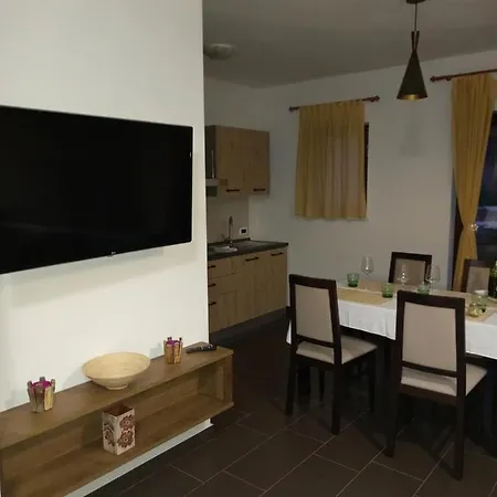 Apartment Noa I Natali Kaldanija